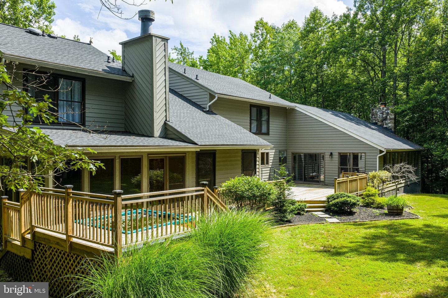 44 ROLLINSWOOD LN, STAFFORD, Virginia 22554, 4 Bedrooms Bedrooms, ,3 BathroomsBathrooms,Residential,For sale,44 ROLLINSWOOD LN,VAST2039988 MLS # VAST2039988