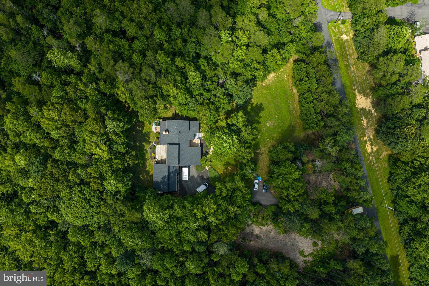 44 ROLLINSWOOD LN, STAFFORD, Virginia 22554, 4 Bedrooms Bedrooms, ,3 BathroomsBathrooms,Residential,For sale,44 ROLLINSWOOD LN,VAST2039988 MLS # VAST2039988