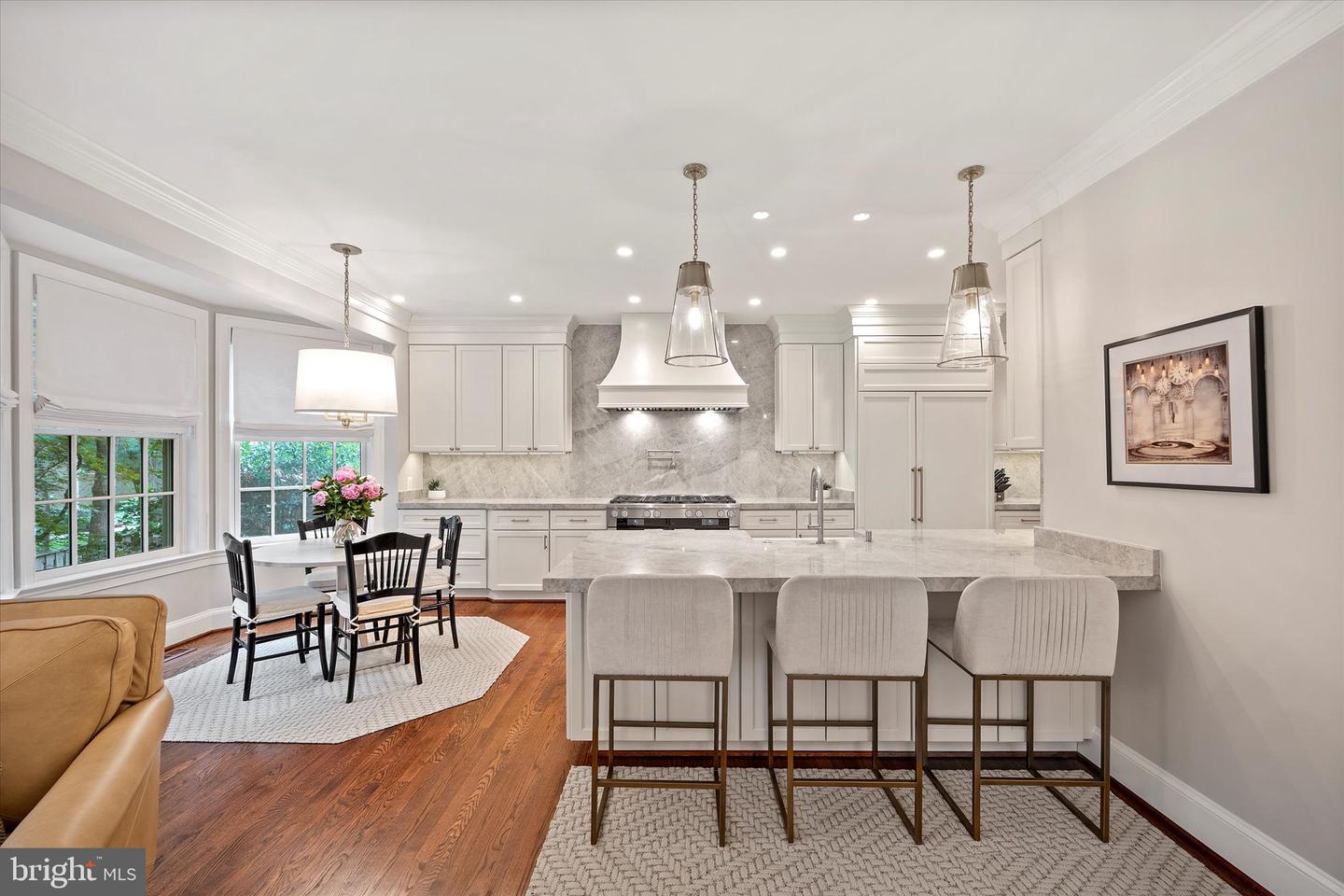 2011 MAYFAIR MCLEAN CT, FALLS CHURCH, Virginia 22043, 3 Bedrooms Bedrooms, ,3 BathroomsBathrooms,Residential,For sale,2011 MAYFAIR MCLEAN CT,VAFX2249202 MLS # VAFX2249202