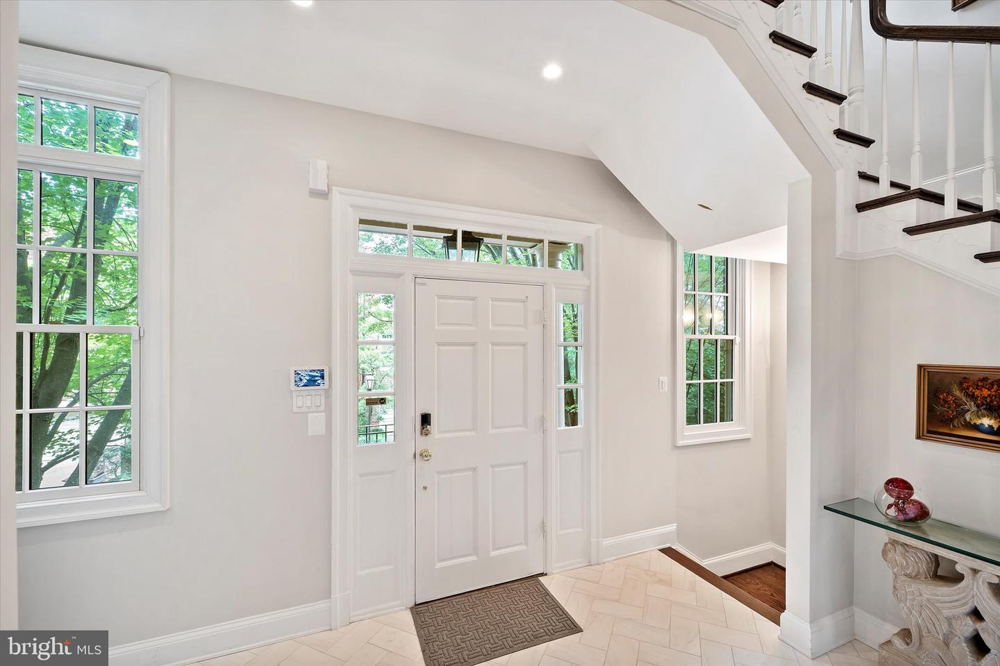 2011 MAYFAIR MCLEAN CT, FALLS CHURCH, Virginia 22043, 3 Bedrooms Bedrooms, ,3 BathroomsBathrooms,Residential,For sale,2011 MAYFAIR MCLEAN CT,VAFX2249202 MLS # VAFX2249202