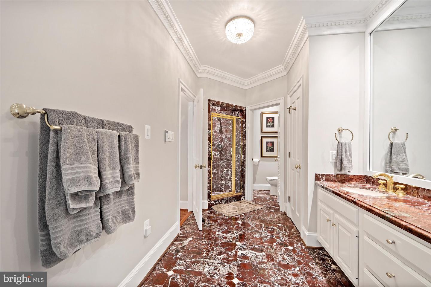 2011 MAYFAIR MCLEAN CT, FALLS CHURCH, Virginia 22043, 3 Bedrooms Bedrooms, ,3 BathroomsBathrooms,Residential,For sale,2011 MAYFAIR MCLEAN CT,VAFX2249202 MLS # VAFX2249202