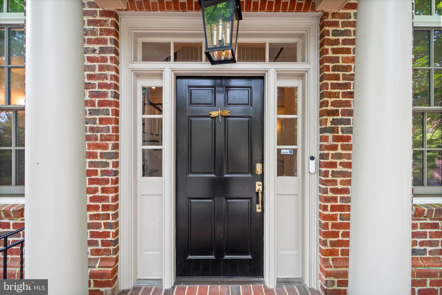 2011 MAYFAIR MCLEAN CT, FALLS CHURCH, Virginia 22043, 3 Bedrooms Bedrooms, ,3 BathroomsBathrooms,Residential,For sale,2011 MAYFAIR MCLEAN CT,VAFX2249202 MLS # VAFX2249202