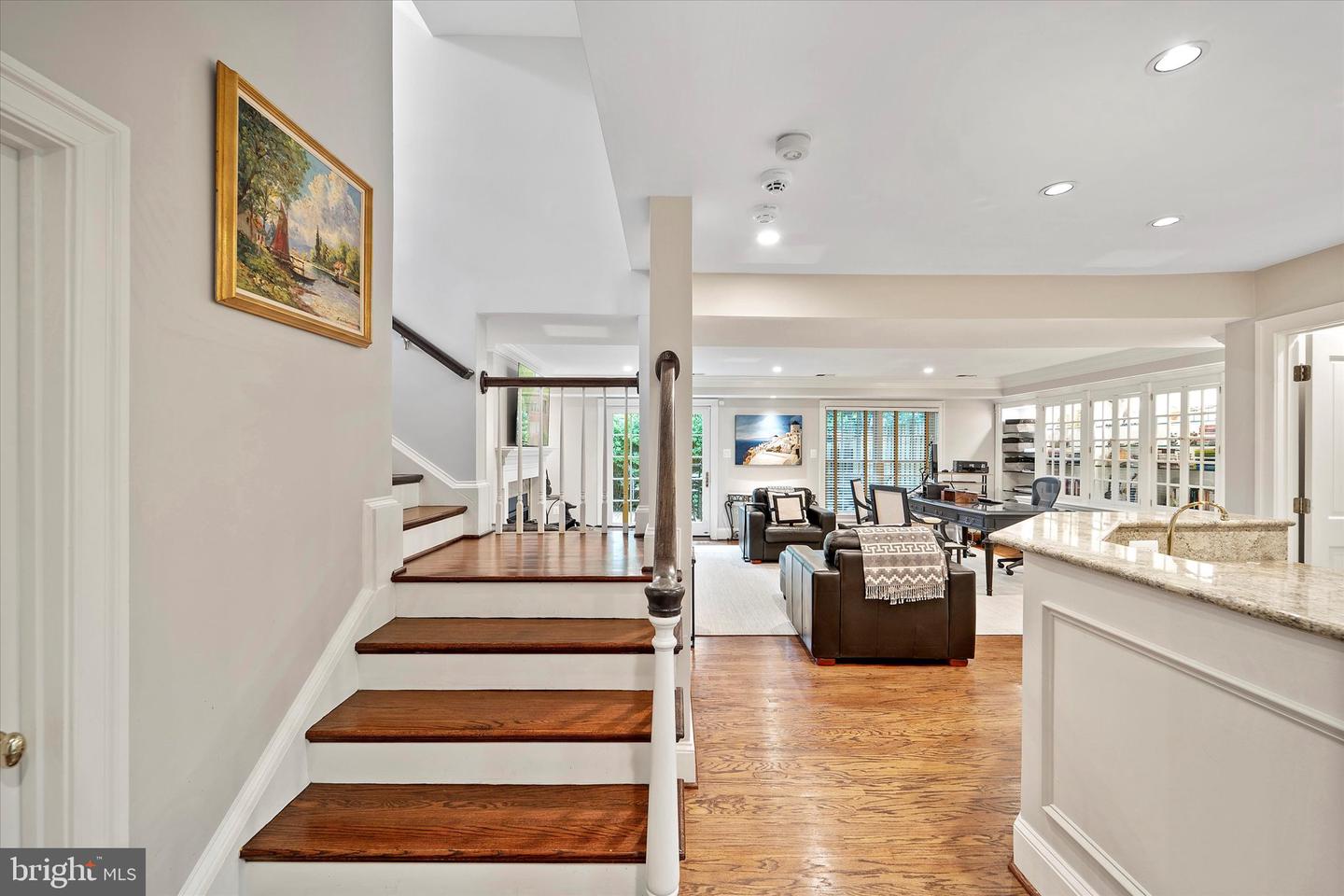 2011 MAYFAIR MCLEAN CT, FALLS CHURCH, Virginia 22043, 3 Bedrooms Bedrooms, ,3 BathroomsBathrooms,Residential,For sale,2011 MAYFAIR MCLEAN CT,VAFX2249202 MLS # VAFX2249202