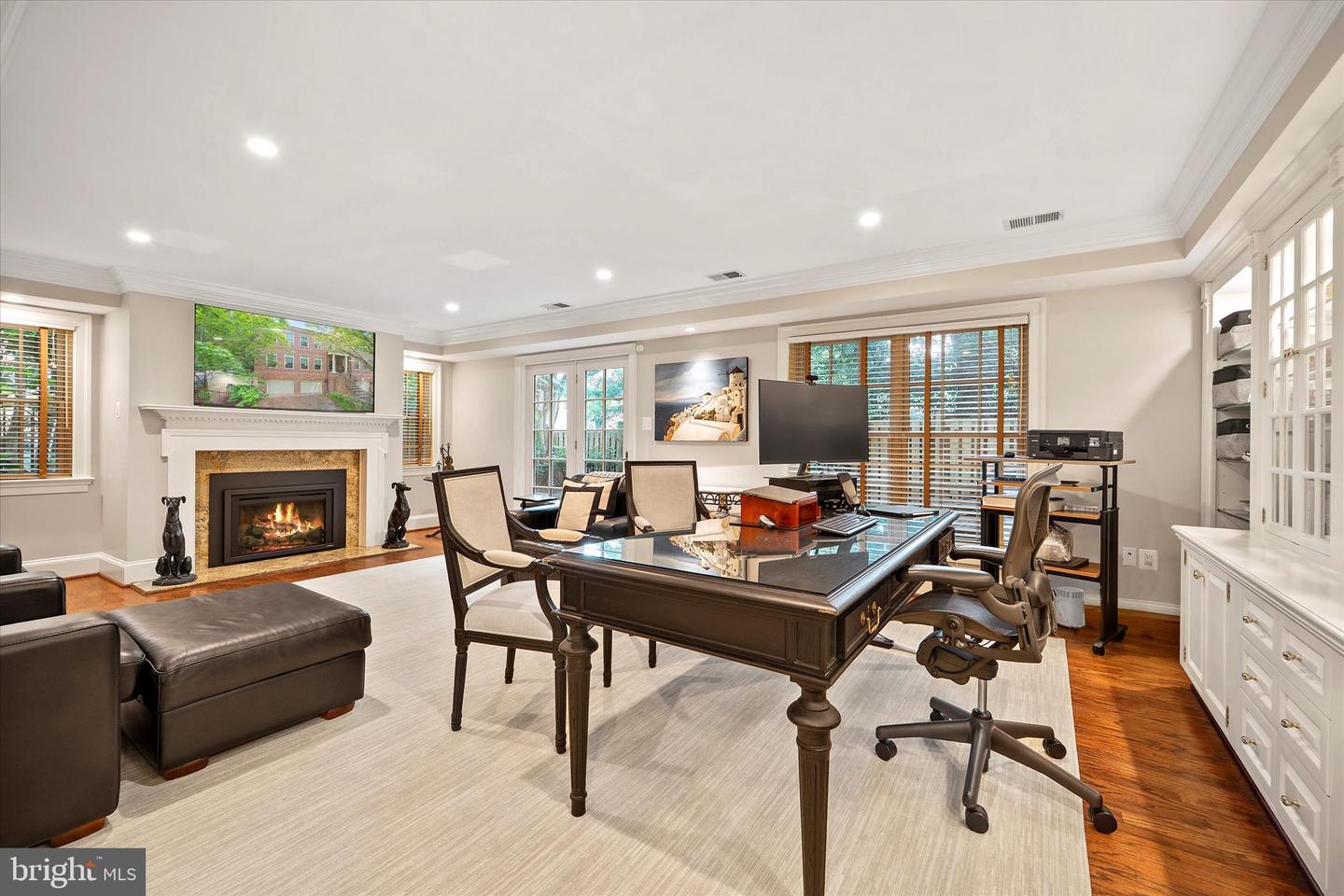 2011 MAYFAIR MCLEAN CT, FALLS CHURCH, Virginia 22043, 3 Bedrooms Bedrooms, ,3 BathroomsBathrooms,Residential,For sale,2011 MAYFAIR MCLEAN CT,VAFX2249202 MLS # VAFX2249202