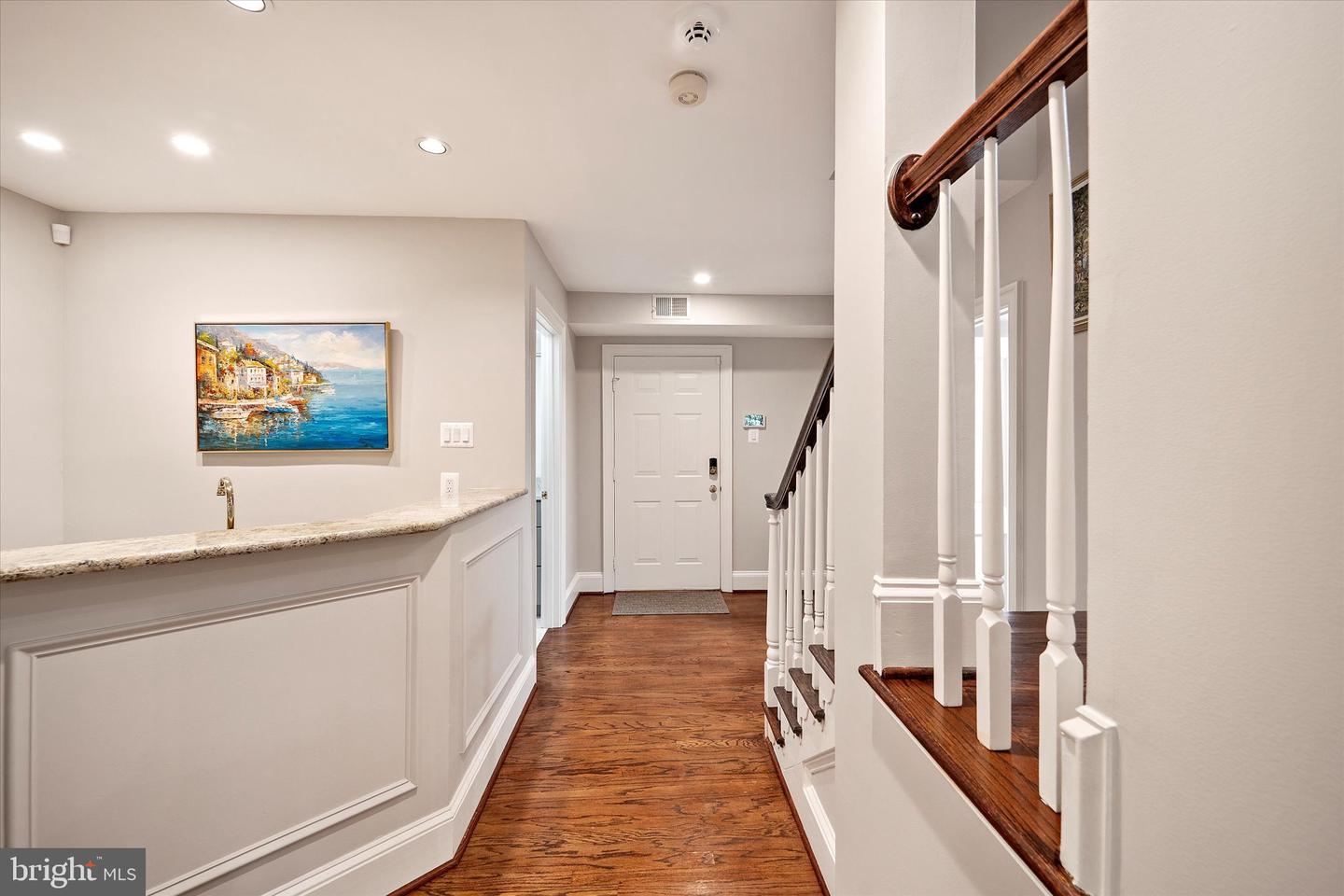 2011 MAYFAIR MCLEAN CT, FALLS CHURCH, Virginia 22043, 3 Bedrooms Bedrooms, ,3 BathroomsBathrooms,Residential,For sale,2011 MAYFAIR MCLEAN CT,VAFX2249202 MLS # VAFX2249202