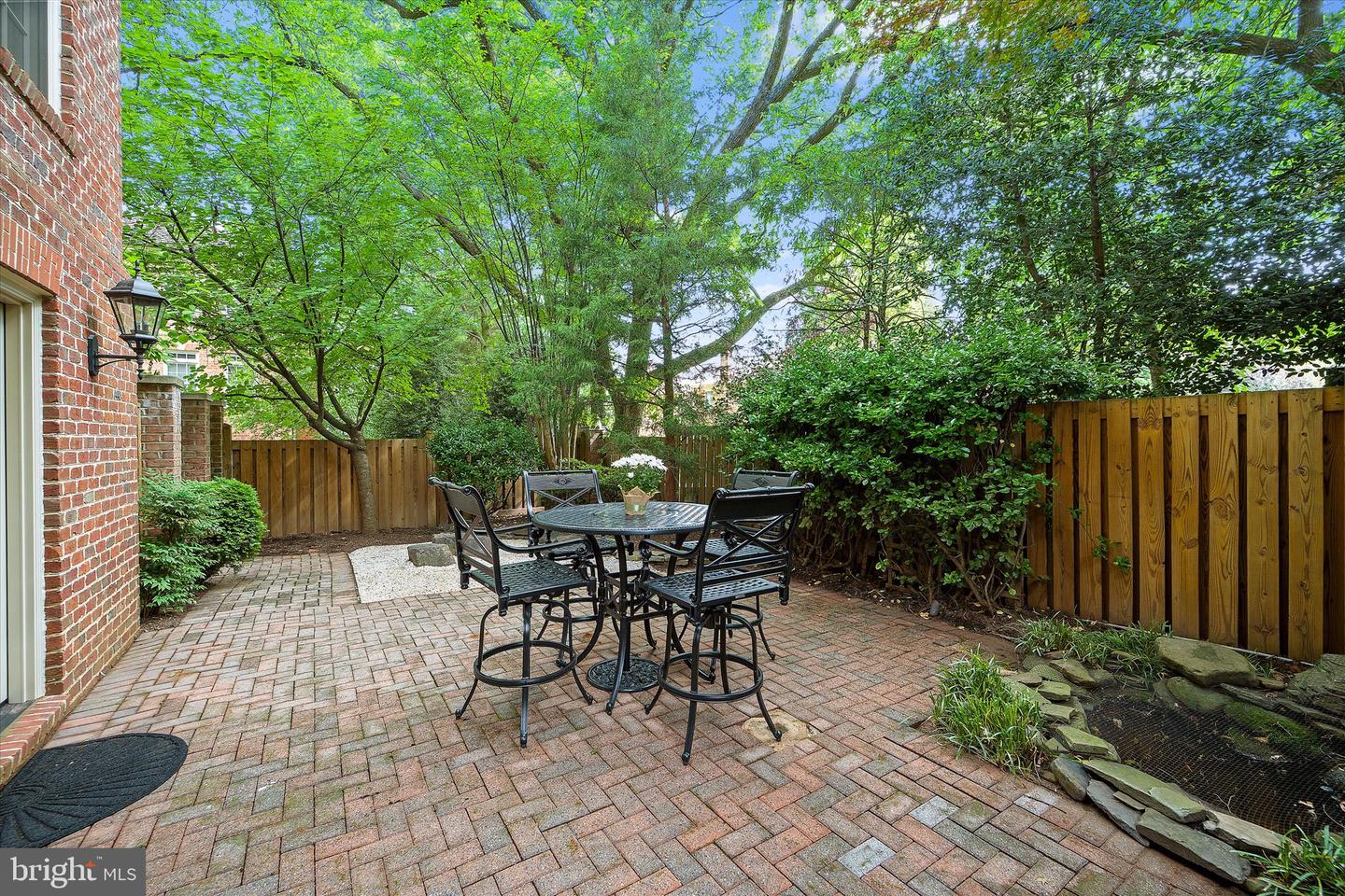 2011 MAYFAIR MCLEAN CT, FALLS CHURCH, Virginia 22043, 3 Bedrooms Bedrooms, ,3 BathroomsBathrooms,Residential,For sale,2011 MAYFAIR MCLEAN CT,VAFX2249202 MLS # VAFX2249202
