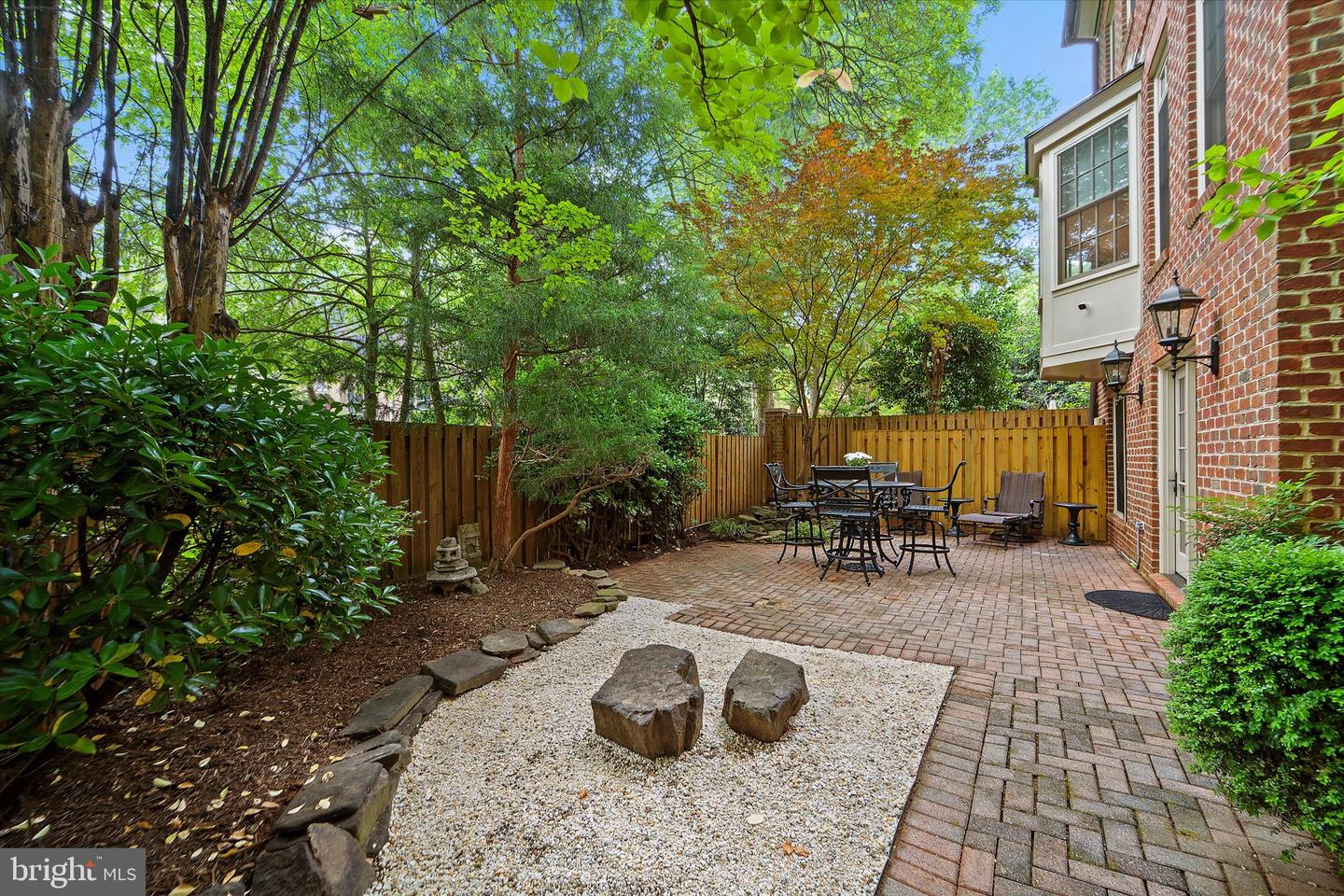 2011 MAYFAIR MCLEAN CT, FALLS CHURCH, Virginia 22043, 3 Bedrooms Bedrooms, ,3 BathroomsBathrooms,Residential,For sale,2011 MAYFAIR MCLEAN CT,VAFX2249202 MLS # VAFX2249202