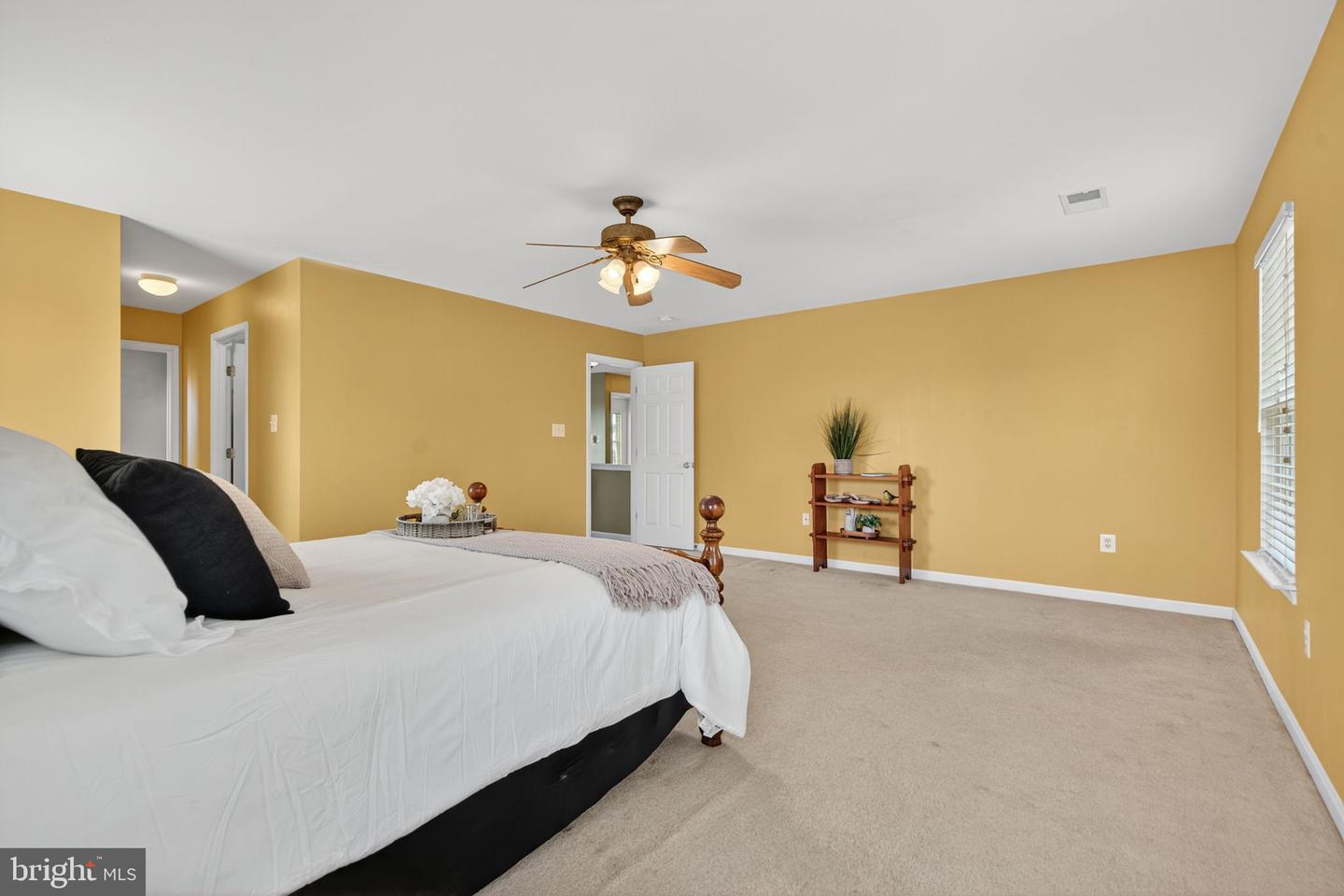 2455 POST OAK DR, CULPEPER, Virginia 22701, 3 Bedrooms Bedrooms, ,3 BathroomsBathrooms,Residential,For sale,2455 POST OAK DR,VACU2010854 MLS # VACU2010854