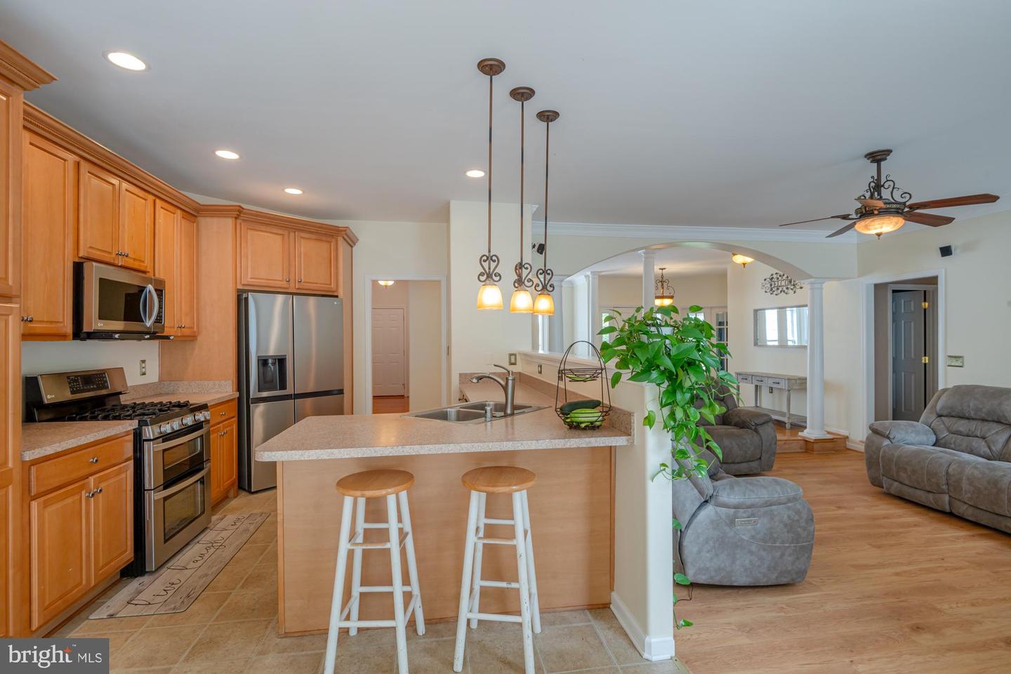39 RIVER RIDGE LN, FREDERICKSBURG, Virginia 22406, 5 Bedrooms Bedrooms, ,4 BathroomsBathrooms,Residential,For sale,39 RIVER RIDGE LN,VAST2040254 MLS # VAST2040254