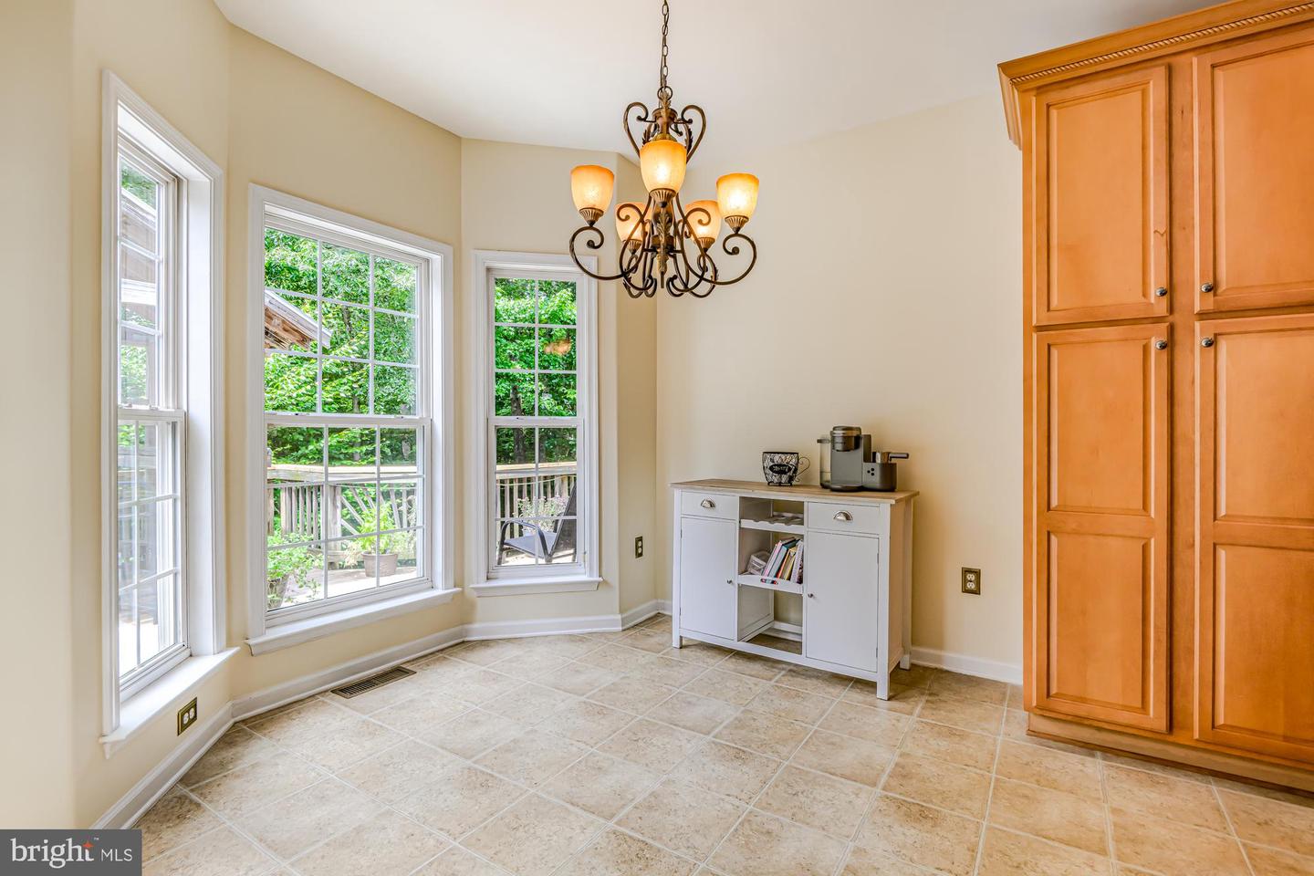 39 RIVER RIDGE LN, FREDERICKSBURG, Virginia 22406, 5 Bedrooms Bedrooms, ,4 BathroomsBathrooms,Residential,For sale,39 RIVER RIDGE LN,VAST2040254 MLS # VAST2040254