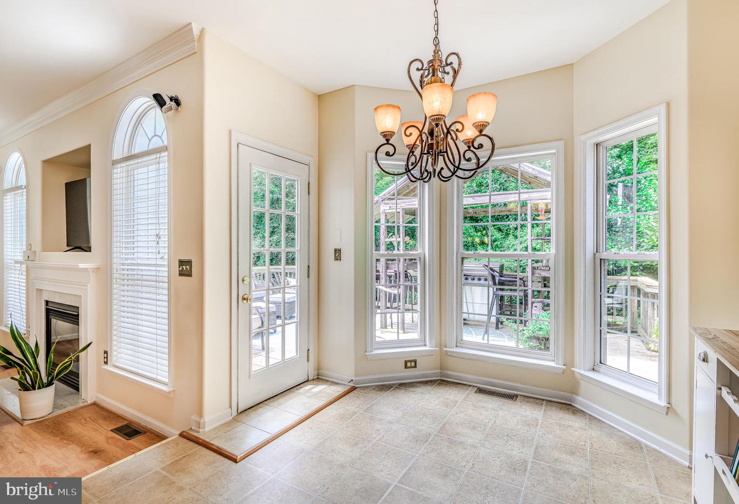 39 RIVER RIDGE LN, FREDERICKSBURG, Virginia 22406, 5 Bedrooms Bedrooms, ,4 BathroomsBathrooms,Residential,For sale,39 RIVER RIDGE LN,VAST2040254 MLS # VAST2040254
