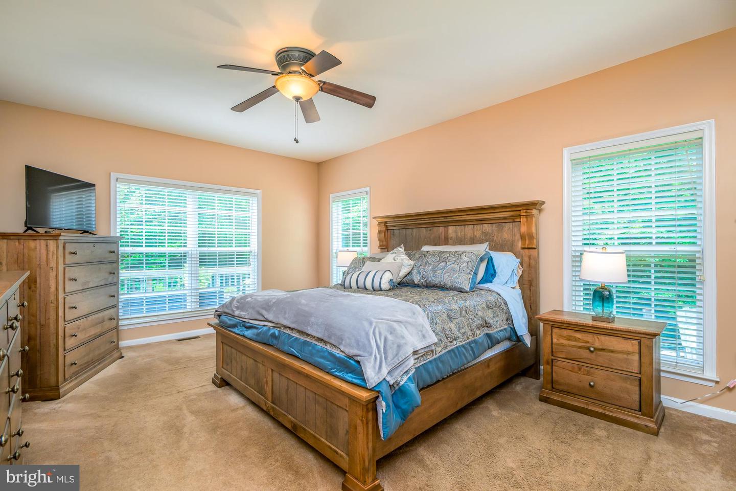 39 RIVER RIDGE LN, FREDERICKSBURG, Virginia 22406, 5 Bedrooms Bedrooms, ,4 BathroomsBathrooms,Residential,For sale,39 RIVER RIDGE LN,VAST2040254 MLS # VAST2040254