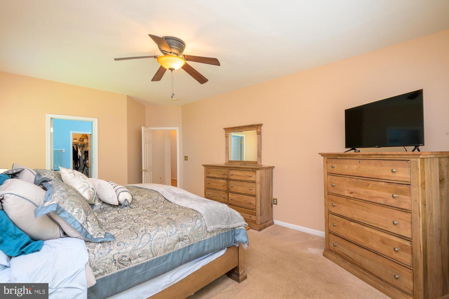39 RIVER RIDGE LN, FREDERICKSBURG, Virginia 22406, 5 Bedrooms Bedrooms, ,4 BathroomsBathrooms,Residential,For sale,39 RIVER RIDGE LN,VAST2040254 MLS # VAST2040254