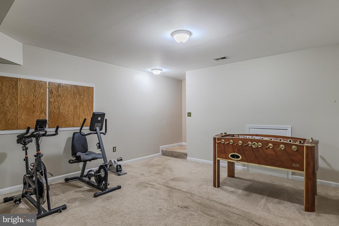 39 RIVER RIDGE LN, FREDERICKSBURG, Virginia 22406, 5 Bedrooms Bedrooms, ,4 BathroomsBathrooms,Residential,For sale,39 RIVER RIDGE LN,VAST2040254 MLS # VAST2040254