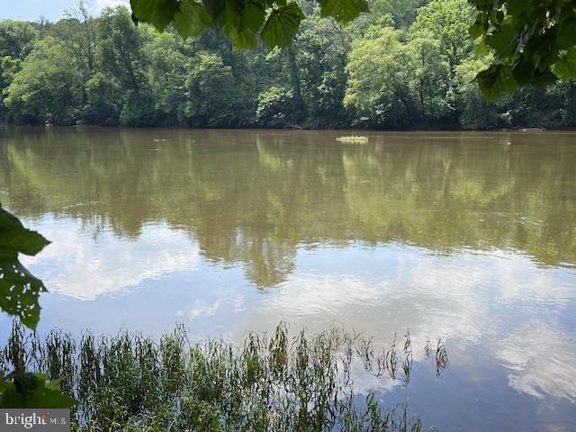 39 RIVER RIDGE LN, FREDERICKSBURG, Virginia 22406, 5 Bedrooms Bedrooms, ,4 BathroomsBathrooms,Residential,For sale,39 RIVER RIDGE LN,VAST2040254 MLS # VAST2040254