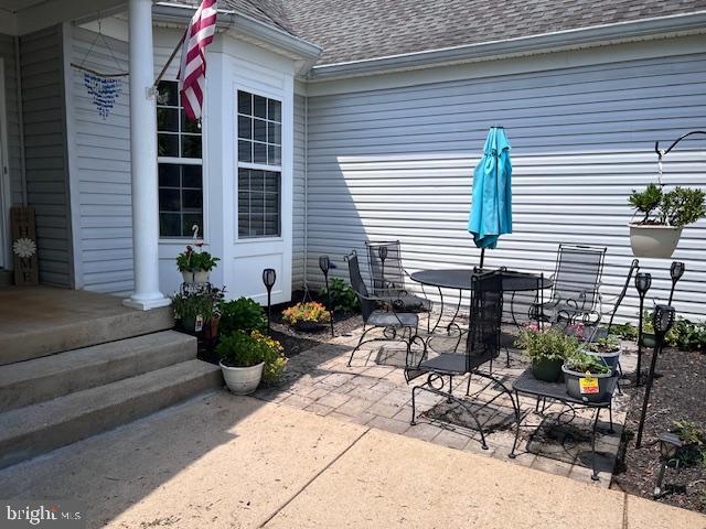 39 RIVER RIDGE LN, FREDERICKSBURG, Virginia 22406, 5 Bedrooms Bedrooms, ,4 BathroomsBathrooms,Residential,For sale,39 RIVER RIDGE LN,VAST2040254 MLS # VAST2040254