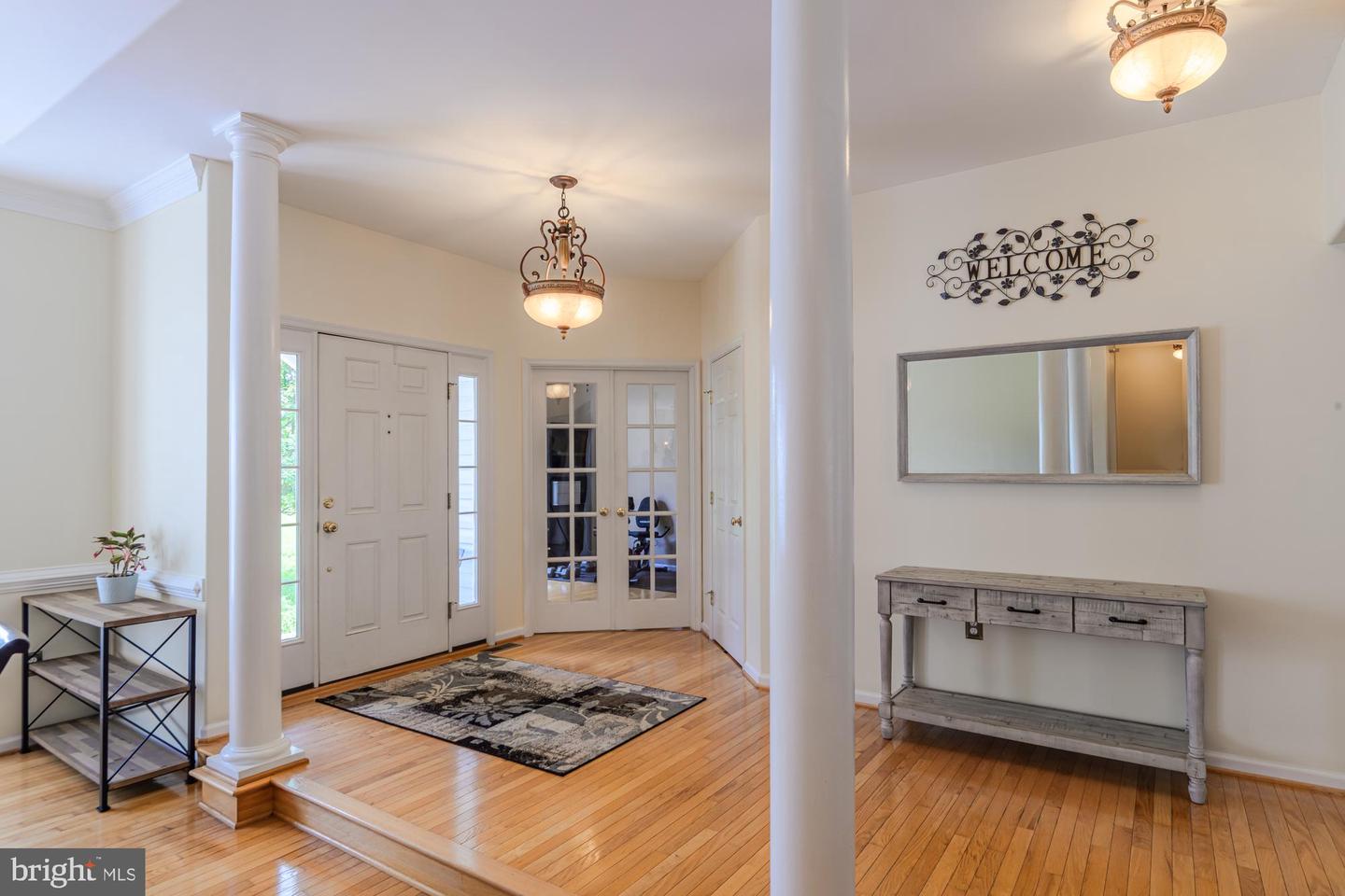 39 RIVER RIDGE LN, FREDERICKSBURG, Virginia 22406, 5 Bedrooms Bedrooms, ,4 BathroomsBathrooms,Residential,For sale,39 RIVER RIDGE LN,VAST2040254 MLS # VAST2040254