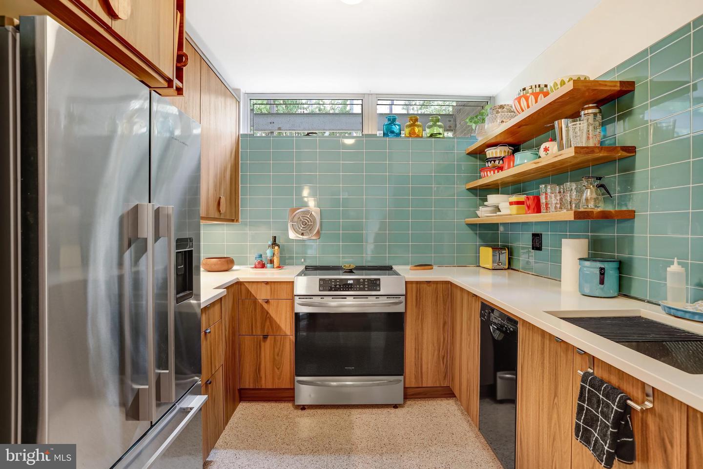 341 O ST SW, WASHINGTON, District Of Columbia 20024, 3 Bedrooms Bedrooms, ,2 BathroomsBathrooms,Residential,For sale,341 O ST SW,DCDC2208410 MLS # DCDC2208410