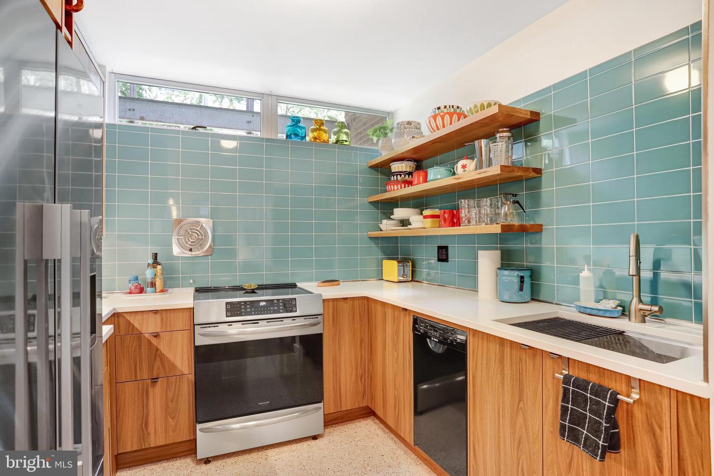 341 O ST SW, WASHINGTON, District Of Columbia 20024, 3 Bedrooms Bedrooms, ,2 BathroomsBathrooms,Residential,For sale,341 O ST SW,DCDC2208410 MLS # DCDC2208410