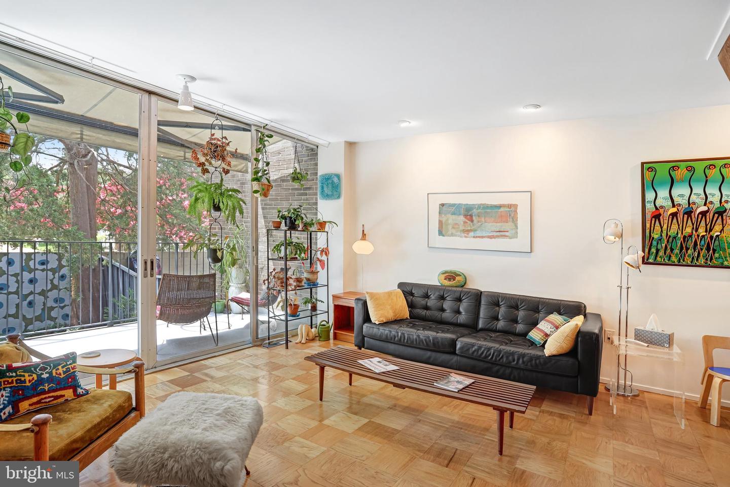 341 O ST SW, WASHINGTON, District Of Columbia 20024, 3 Bedrooms Bedrooms, ,2 BathroomsBathrooms,Residential,For sale,341 O ST SW,DCDC2208410 MLS # DCDC2208410
