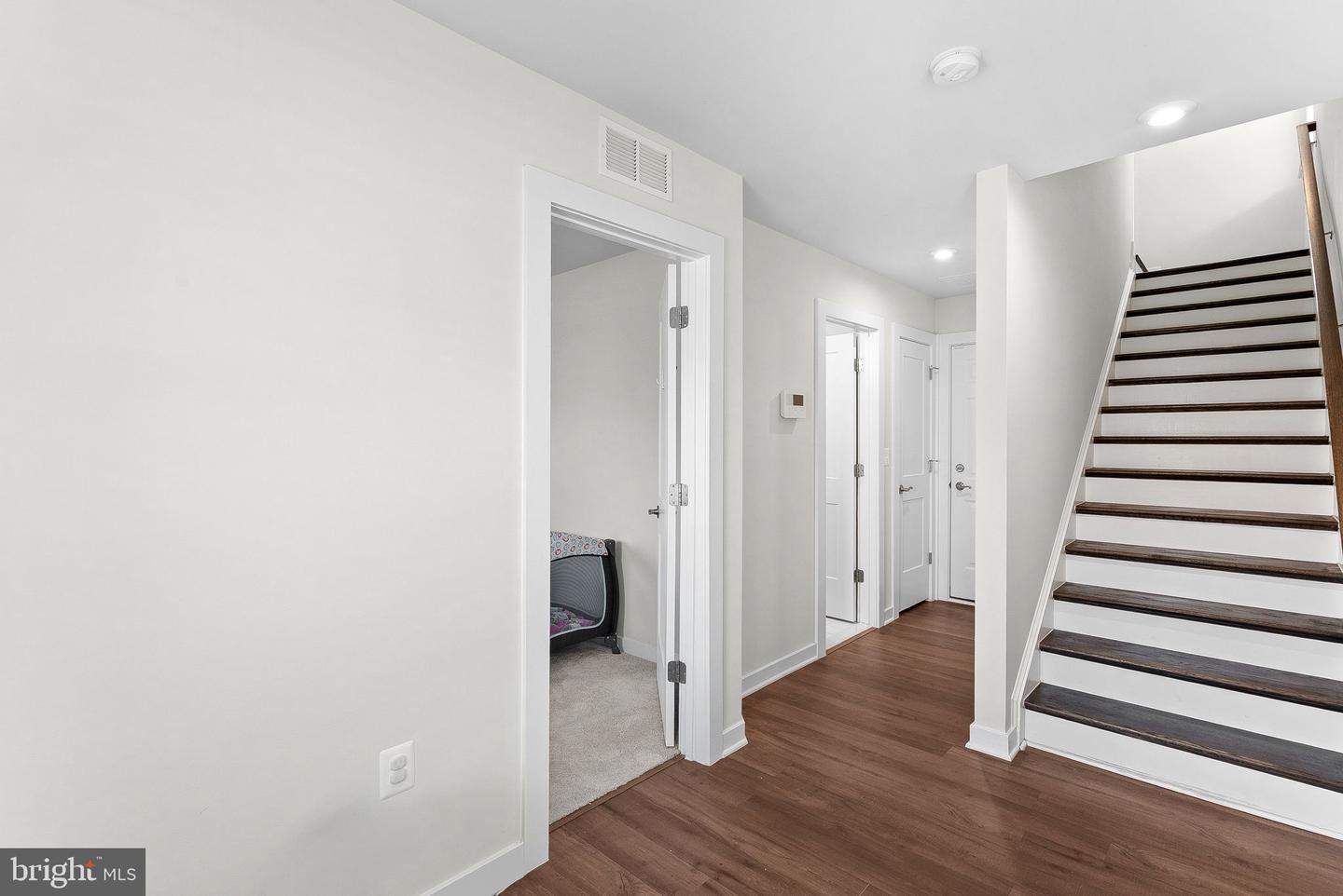 302 BODEGA TER SE, LEESBURG, Virginia 20175, 4 Bedrooms Bedrooms, ,3 BathroomsBathrooms,Residential,For sale,302 BODEGA TER SE,VALO2101092 MLS # VALO2101092