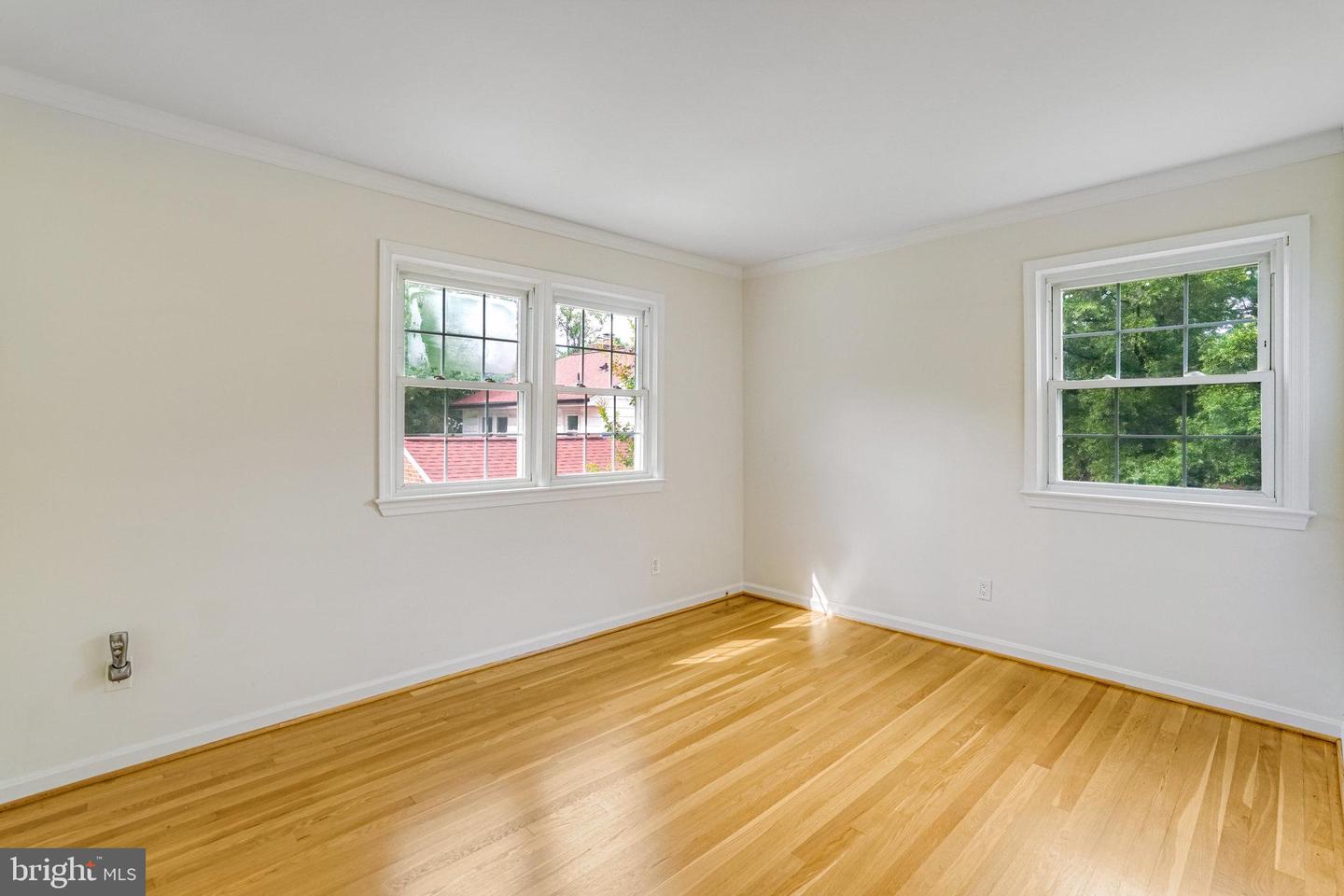 5158 ECHOLS AVE, ALEXANDRIA, Virginia 22311, 3 Bedrooms Bedrooms, ,2 BathroomsBathrooms,Residential,For sale,5158 ECHOLS AVE,VAAX2047172 MLS # VAAX2047172