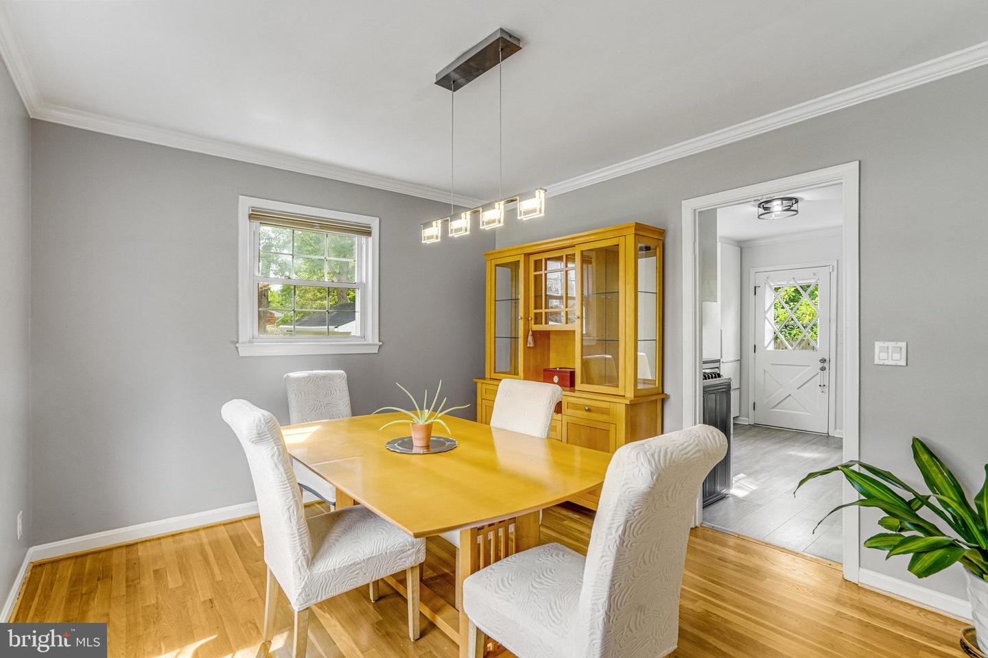 5158 ECHOLS AVE, ALEXANDRIA, Virginia 22311, 3 Bedrooms Bedrooms, ,2 BathroomsBathrooms,Residential,For sale,5158 ECHOLS AVE,VAAX2047172 MLS # VAAX2047172
