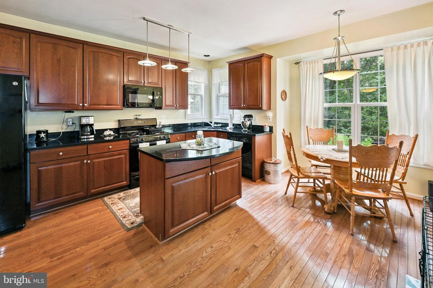 9100 MULDER CT, MANASSAS, Virginia 20111, 5 Bedrooms Bedrooms, ,3 BathroomsBathrooms,Residential,For sale,9100 MULDER CT,VAPW2098612 MLS # VAPW2098612