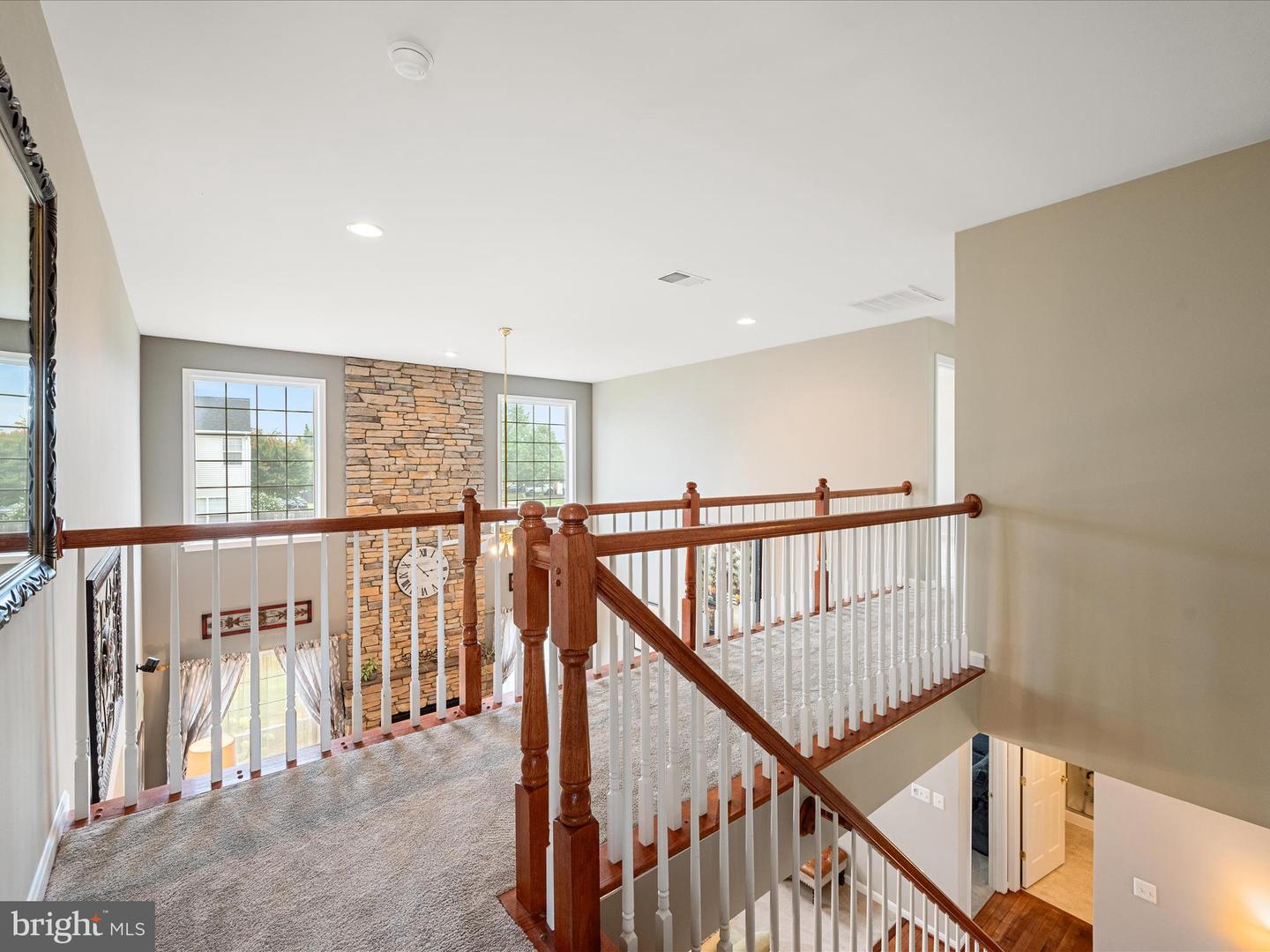 102 ROY CT SE, LEESBURG, Virginia 20175, 5 Bedrooms Bedrooms, ,4 BathroomsBathrooms,Residential,For sale,102 ROY CT SE,VALO2101416 MLS # VALO2101416