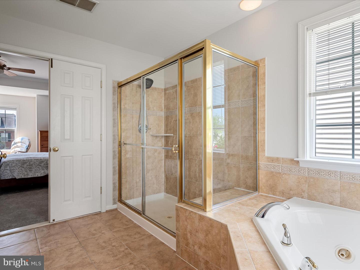 102 ROY CT SE, LEESBURG, Virginia 20175, 5 Bedrooms Bedrooms, ,4 BathroomsBathrooms,Residential,For sale,102 ROY CT SE,VALO2101416 MLS # VALO2101416