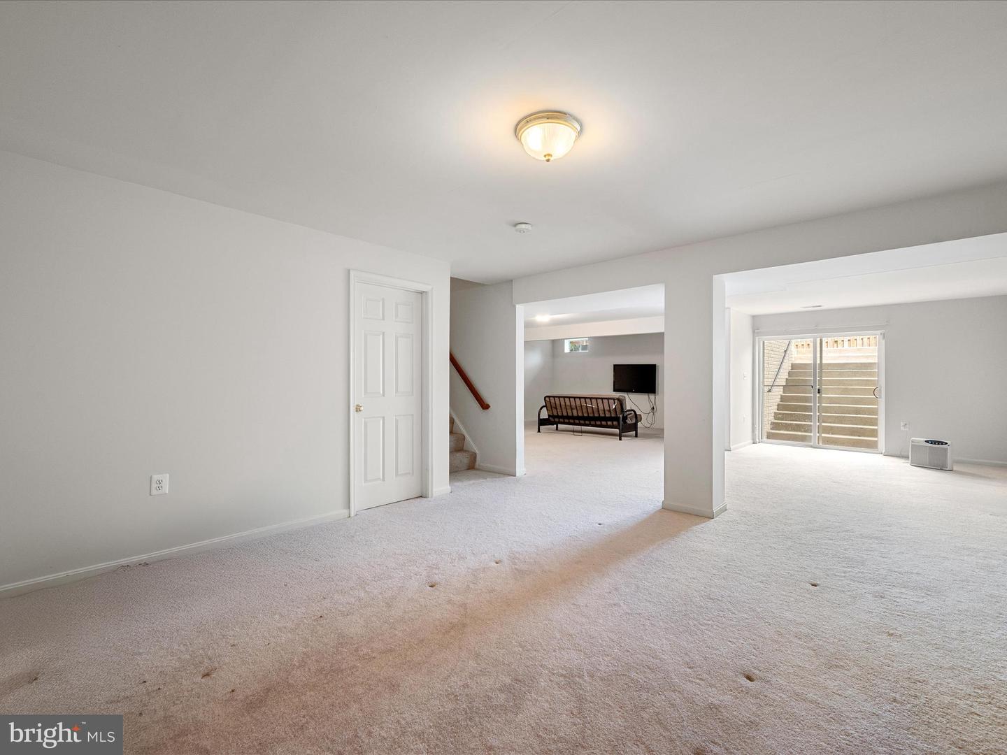 102 ROY CT SE, LEESBURG, Virginia 20175, 5 Bedrooms Bedrooms, ,4 BathroomsBathrooms,Residential,For sale,102 ROY CT SE,VALO2101416 MLS # VALO2101416