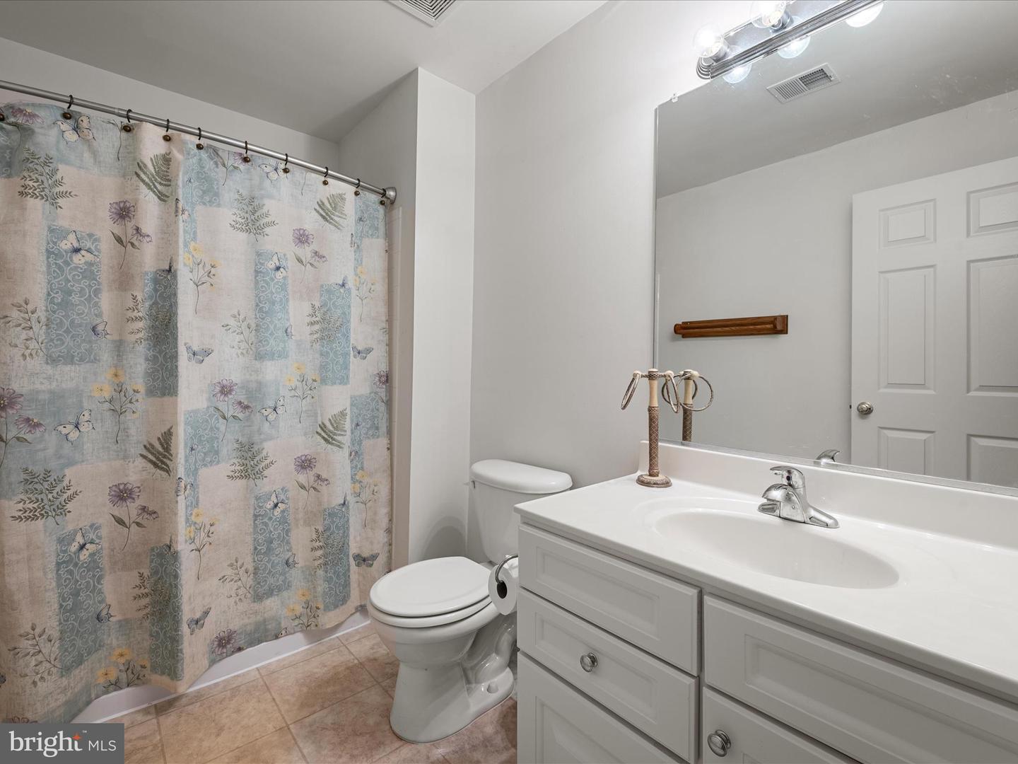 102 ROY CT SE, LEESBURG, Virginia 20175, 5 Bedrooms Bedrooms, ,4 BathroomsBathrooms,Residential,For sale,102 ROY CT SE,VALO2101416 MLS # VALO2101416