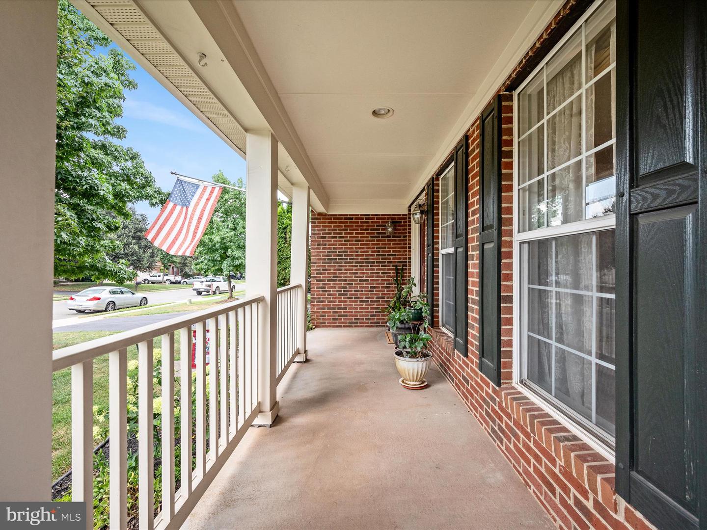 102 ROY CT SE, LEESBURG, Virginia 20175, 5 Bedrooms Bedrooms, ,4 BathroomsBathrooms,Residential,For sale,102 ROY CT SE,VALO2101416 MLS # VALO2101416
