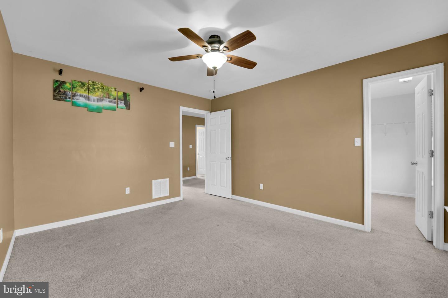 117 BOYDTON PLANK DR, STEPHENS CITY, Virginia 22655, 4 Bedrooms Bedrooms, ,3 BathroomsBathrooms,Residential,For sale,117 BOYDTON PLANK DR,VAFV2035332 MLS # VAFV2035332
