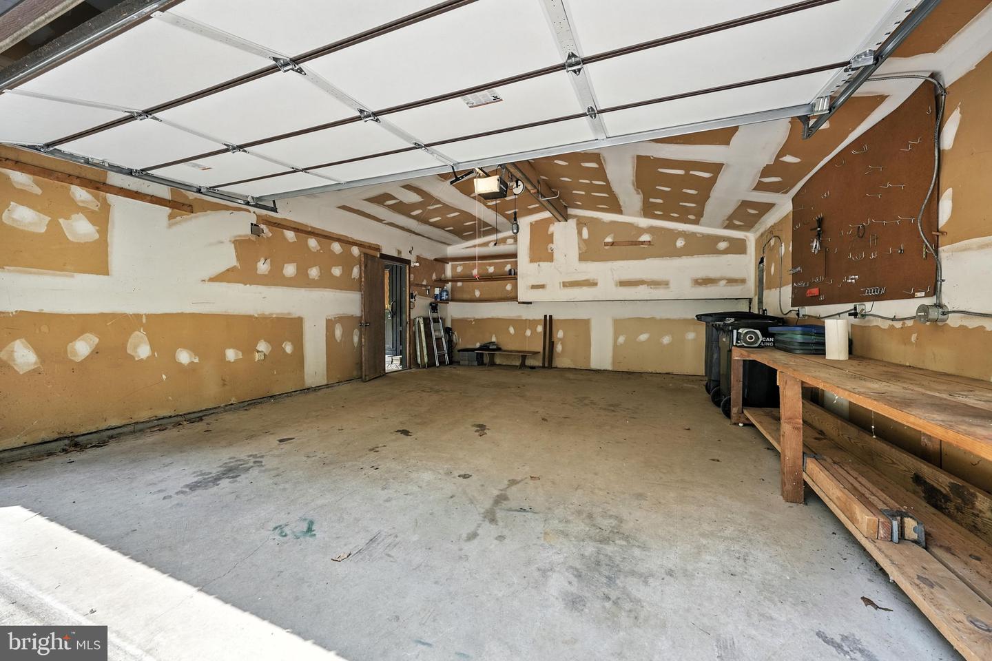 10846 QUAIL CREEK LN, MANASSAS, Virginia 20112, 3 Bedrooms Bedrooms, 7 Rooms Rooms,2 BathroomsBathrooms,Residential,For sale,10846 QUAIL CREEK LN,VAPW2098806 MLS # VAPW2098806