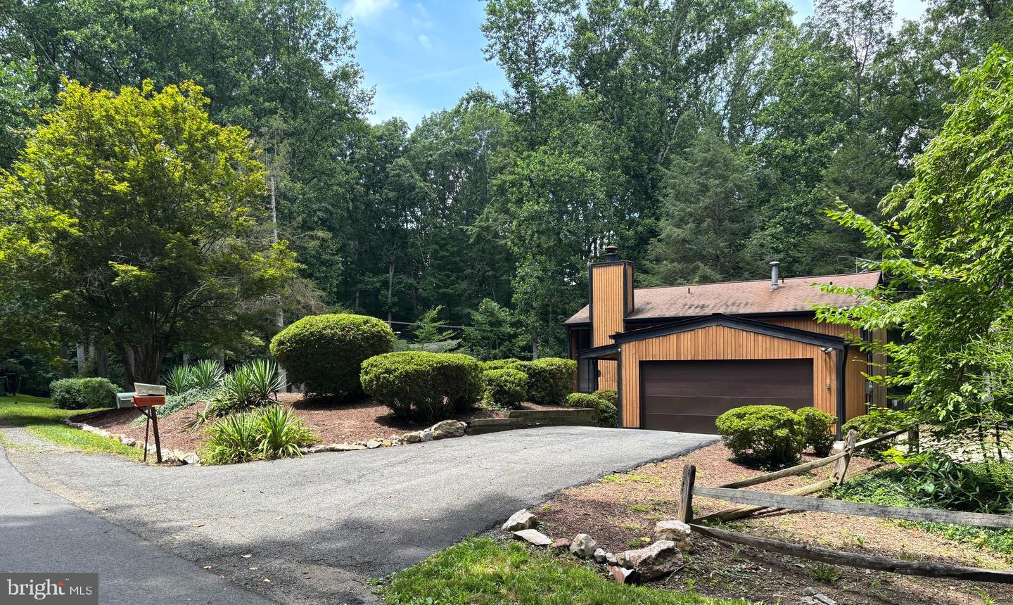 10846 QUAIL CREEK LN, MANASSAS, Virginia 20112, 3 Bedrooms Bedrooms, 7 Rooms Rooms,2 BathroomsBathrooms,Residential,For sale,10846 QUAIL CREEK LN,VAPW2098806 MLS # VAPW2098806
