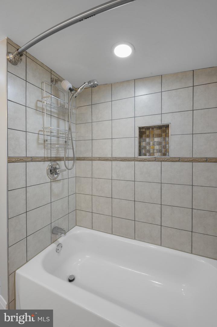 210 N BUCKMARSH ST, BERRYVILLE, Virginia 22611, 2 Bedrooms Bedrooms, 4 Rooms Rooms,1 BathroomBathrooms,Residential,For sale,210 N BUCKMARSH ST,VACL2003900 MLS # VACL2003900