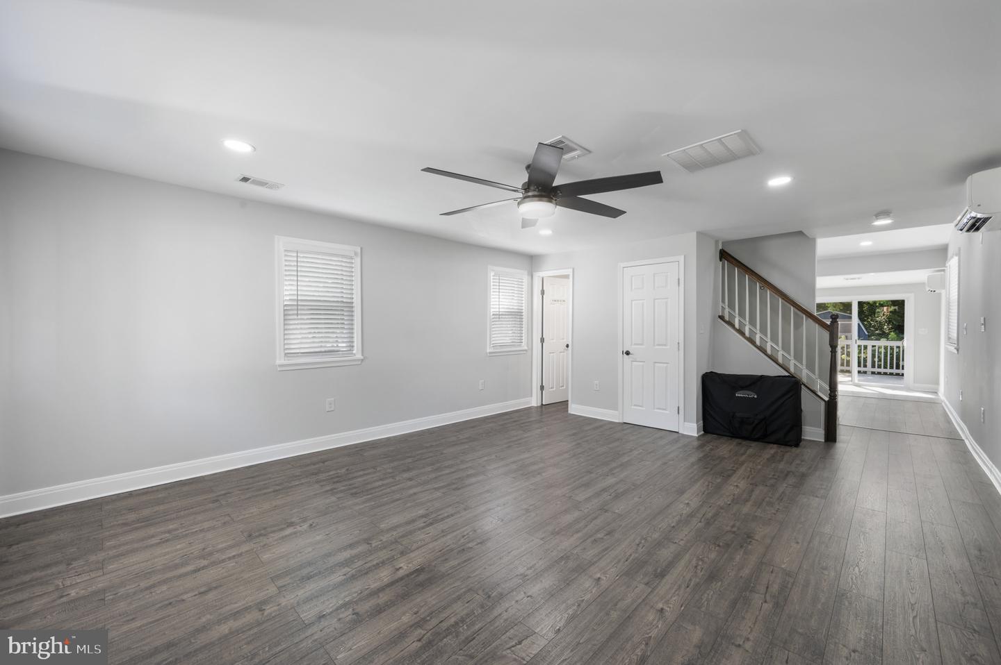 210 N BUCKMARSH ST, BERRYVILLE, Virginia 22611, 2 Bedrooms Bedrooms, 4 Rooms Rooms,1 BathroomBathrooms,Residential,For sale,210 N BUCKMARSH ST,VACL2003900 MLS # VACL2003900