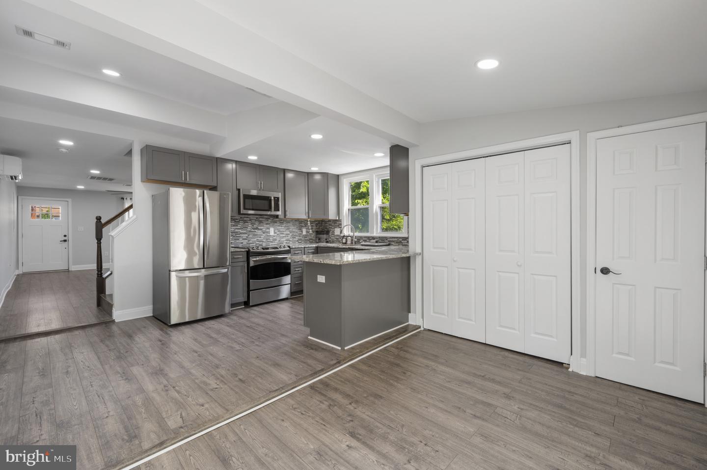 210 N BUCKMARSH ST, BERRYVILLE, Virginia 22611, 2 Bedrooms Bedrooms, 4 Rooms Rooms,1 BathroomBathrooms,Residential,For sale,210 N BUCKMARSH ST,VACL2003900 MLS # VACL2003900