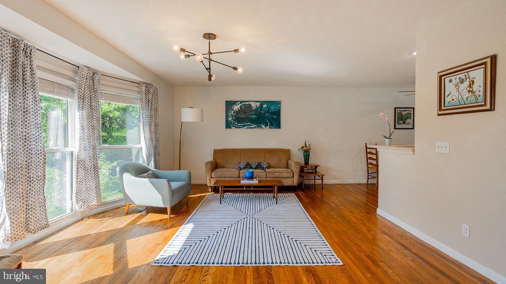 451 MYERS AVE, HARRISONBURG, Virginia 22801, 4 Bedrooms Bedrooms, ,3 BathroomsBathrooms,Residential,For sale,451 MYERS AVE,VAHC2000442 MLS # VAHC2000442