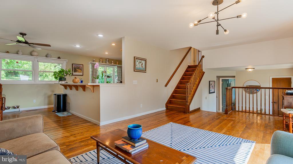 451 MYERS AVE, HARRISONBURG, Virginia 22801, 4 Bedrooms Bedrooms, ,3 BathroomsBathrooms,Residential,For sale,451 MYERS AVE,VAHC2000442 MLS # VAHC2000442