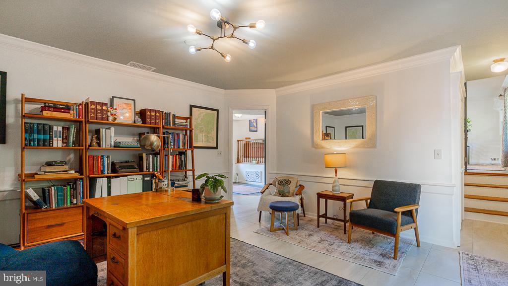 451 MYERS AVE, HARRISONBURG, Virginia 22801, 4 Bedrooms Bedrooms, ,3 BathroomsBathrooms,Residential,For sale,451 MYERS AVE,VAHC2000442 MLS # VAHC2000442