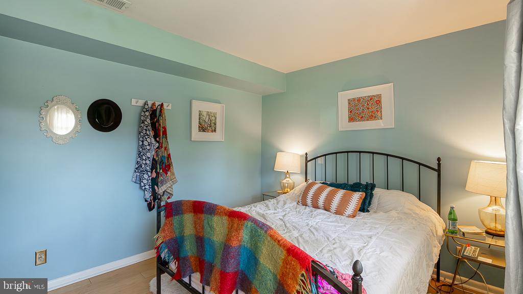 451 MYERS AVE, HARRISONBURG, Virginia 22801, 4 Bedrooms Bedrooms, ,3 BathroomsBathrooms,Residential,For sale,451 MYERS AVE,VAHC2000442 MLS # VAHC2000442