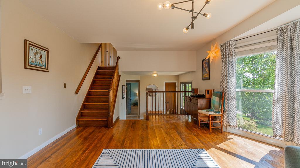 451 MYERS AVE, HARRISONBURG, Virginia 22801, 4 Bedrooms Bedrooms, ,3 BathroomsBathrooms,Residential,For sale,451 MYERS AVE,VAHC2000442 MLS # VAHC2000442