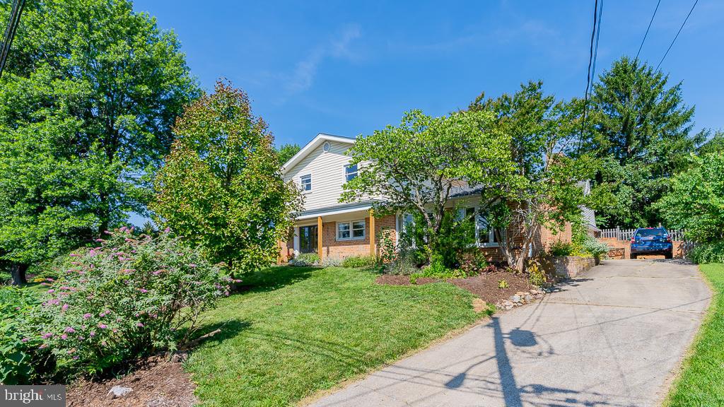 451 MYERS AVE, HARRISONBURG, Virginia 22801, 4 Bedrooms Bedrooms, ,3 BathroomsBathrooms,Residential,For sale,451 MYERS AVE,VAHC2000442 MLS # VAHC2000442