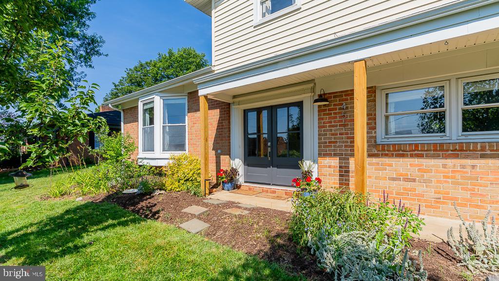 451 MYERS AVE, HARRISONBURG, Virginia 22801, 4 Bedrooms Bedrooms, ,3 BathroomsBathrooms,Residential,For sale,451 MYERS AVE,VAHC2000442 MLS # VAHC2000442