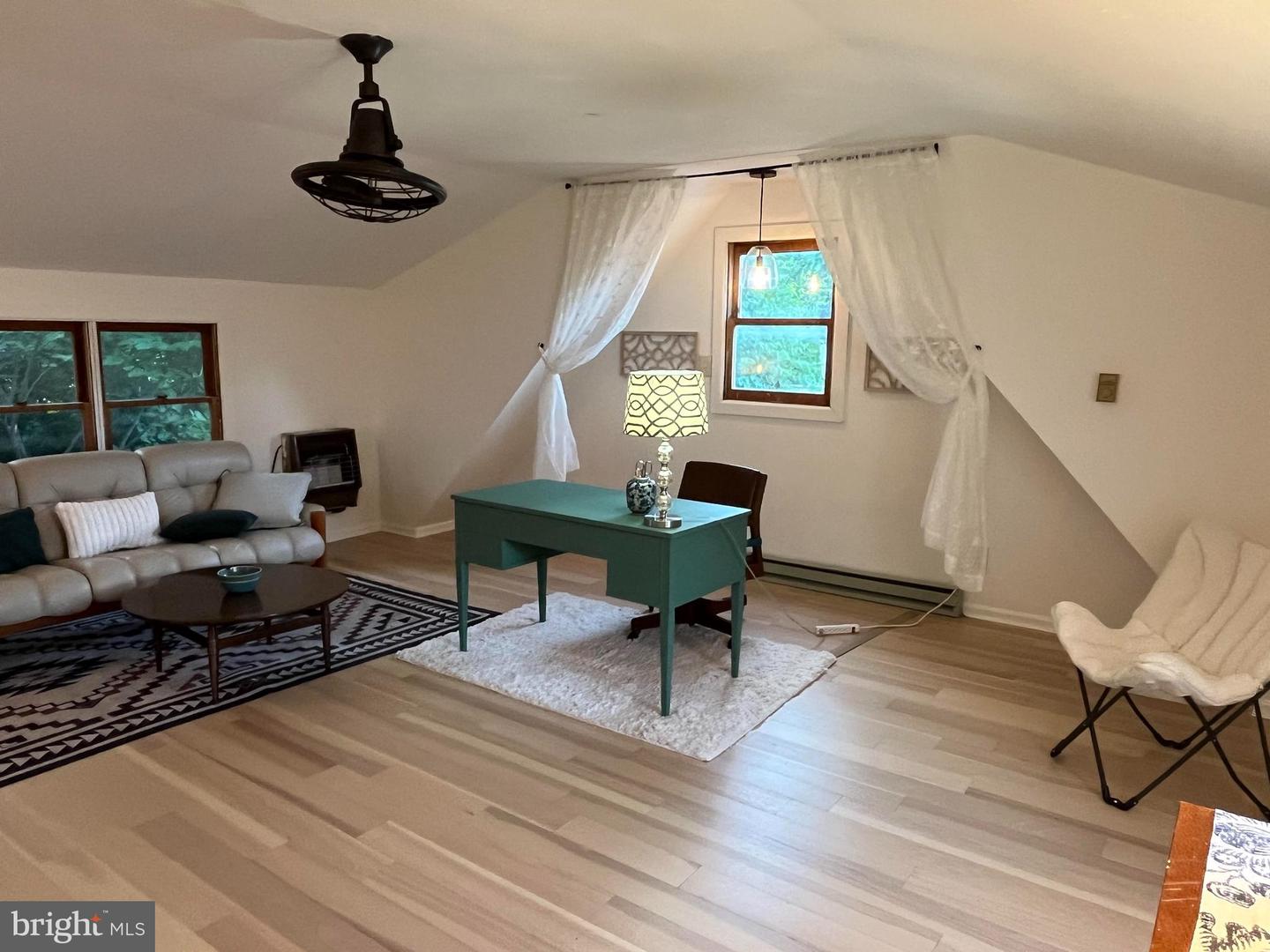 451 MYERS AVE, HARRISONBURG, Virginia 22801, 4 Bedrooms Bedrooms, ,3 BathroomsBathrooms,Residential,For sale,451 MYERS AVE,VAHC2000442 MLS # VAHC2000442