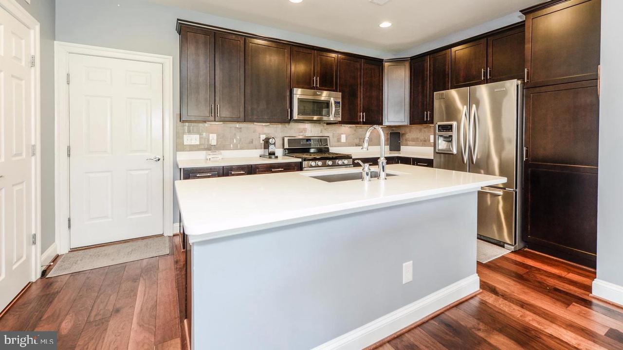 42823 BURRELL SQ, ASHBURN, Virginia 20147, 3 Bedrooms Bedrooms, ,2 BathroomsBathrooms,Residential,For sale,42823 BURRELL SQ,VALO2101790 MLS # VALO2101790