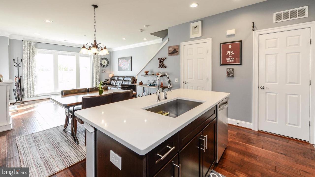 42823 BURRELL SQ, ASHBURN, Virginia 20147, 3 Bedrooms Bedrooms, ,2 BathroomsBathrooms,Residential,For sale,42823 BURRELL SQ,VALO2101790 MLS # VALO2101790
