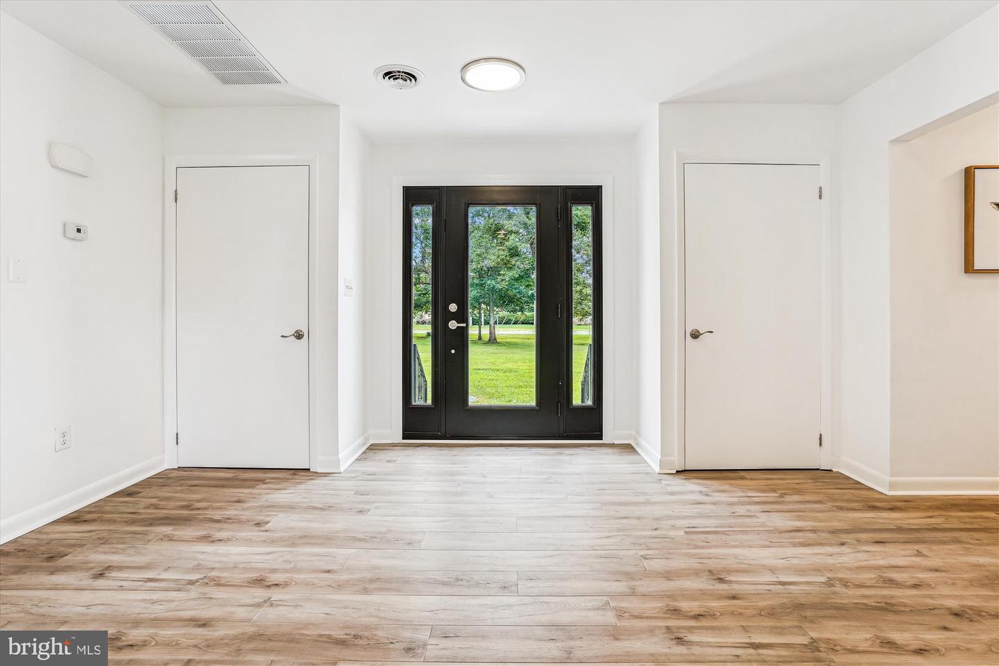 14807 SPRIGGS RD, WOODBRIDGE, Virginia 22193, 4 Bedrooms Bedrooms, ,2 BathroomsBathrooms,Residential,For sale,14807 SPRIGGS RD,VAPW2098998 MLS # VAPW2098998
